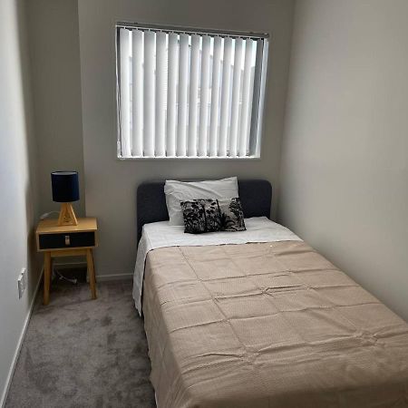 4 Bedroom Home Fully Furnished In Papakura, Auckland Exteriér fotografie
