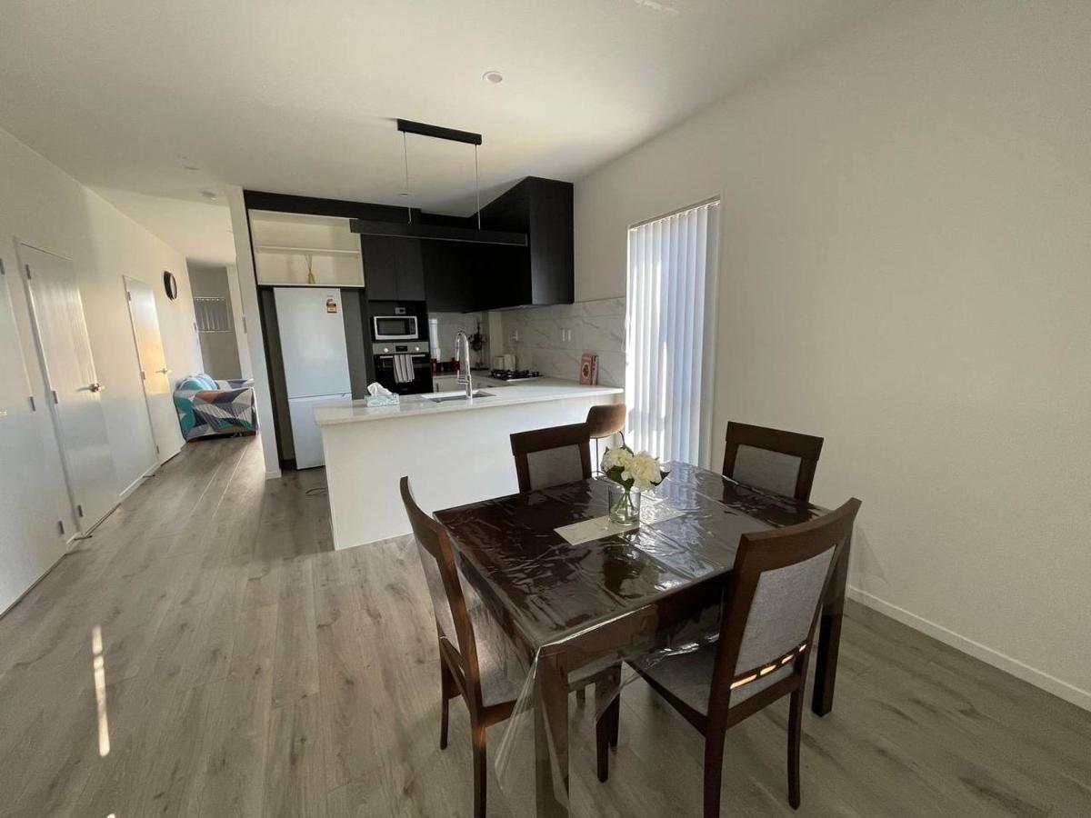 4 Bedroom Home Fully Furnished In Papakura, Auckland Exteriér fotografie