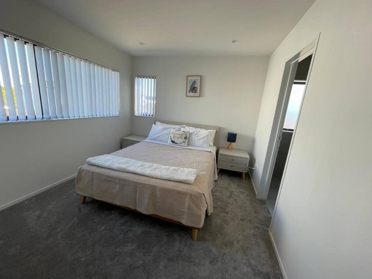4 Bedroom Home Fully Furnished In Papakura, Auckland Exteriér fotografie