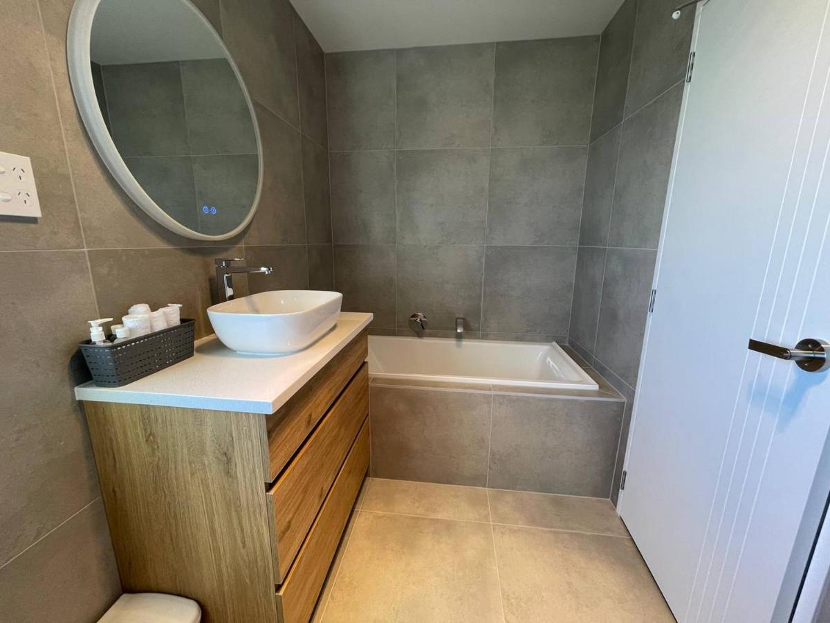 4 Bedroom Home Fully Furnished In Papakura, Auckland Exteriér fotografie